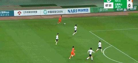 关于山东队主场战胜对手，稳固前进态势的信息